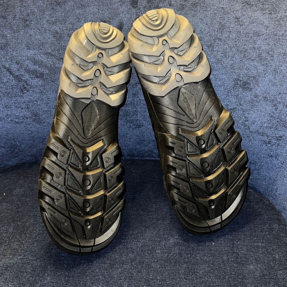 Leyang functional shoe - Picture 3 of 5